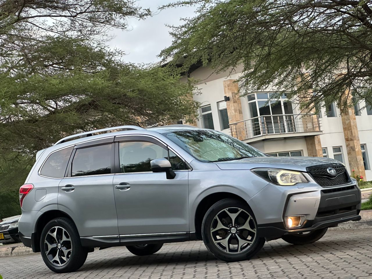 SUBARU FORESTER XT